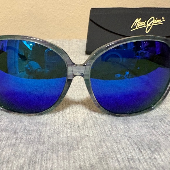 Maui Jim Taro Polarized Blue Mirror Sunglasses w/ Case EUC main image 6